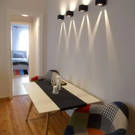White Tower Minimal Apartment *