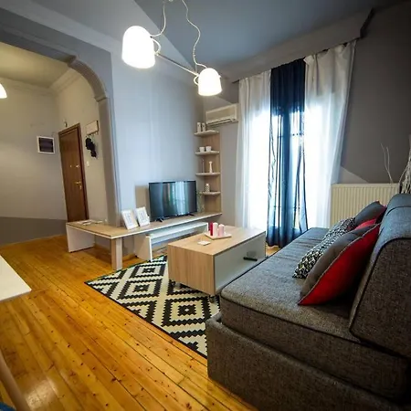 Apartment White Tower Minimal