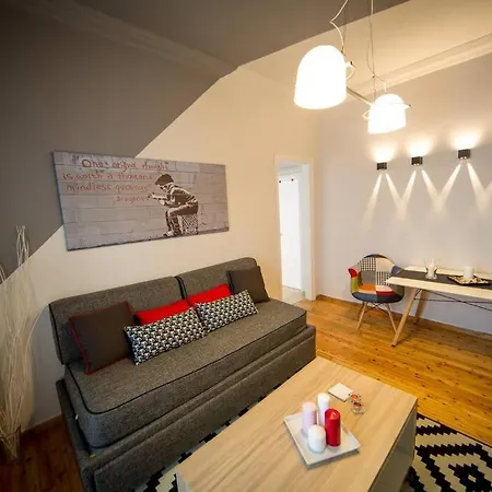 Apartment White Tower Minimal
