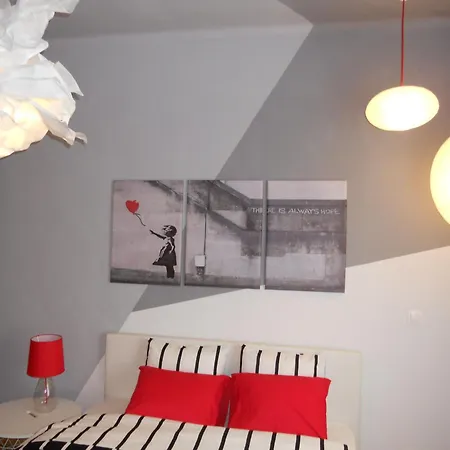 Apartment White Tower Minimal