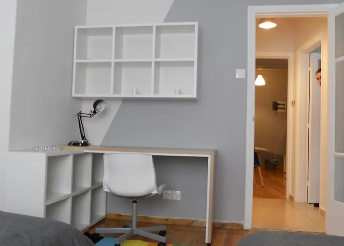 White Tower Minimal סלוניקי